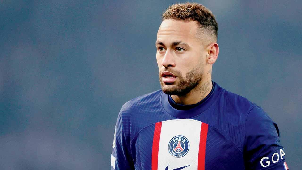 Entenda as diferenças entre os casos de Neymar e Mbappé, que podem sair do  PSG